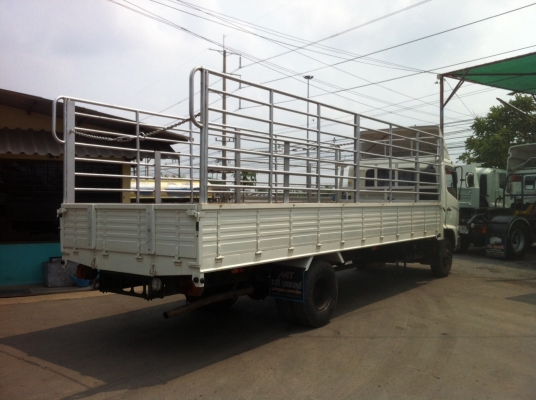 ็HINO 6ล้อ 175แรงม้า ปี52