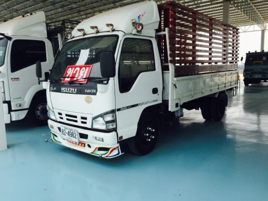 ขาย 6 ล้อ NKR 130 แรง  ปี51