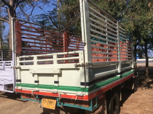 HINO 6ล้อ(เครื่อง160แรง WO6D)เครื่องดี พวงมาลัยพาวเวอร์ คานหน้า-หลัง F ยางดี ครัทซีสวย รถพร้อมใช้ เหมาะเอาไปทำดั๊มขาย 400,000บาท