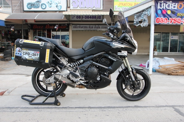 <<สด-ผ่อน>>ดาวน์ 75,000 งวดๆละ 4,414x48 Kawasaki Versys 650 ABS รุ่นปี 2011 ทะเบียนพร้อม