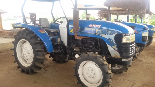 ขายครับรถแช้มป์สองเพลา6055แรงราคา195000บาทรถไช้งานได้ปกติอยู่ วังบัว อคลองขลุง จ กำแพงเพชรสนใจโทร0813655997อำพรพาเจริญราคาคุยกันได้อีกนะครัย