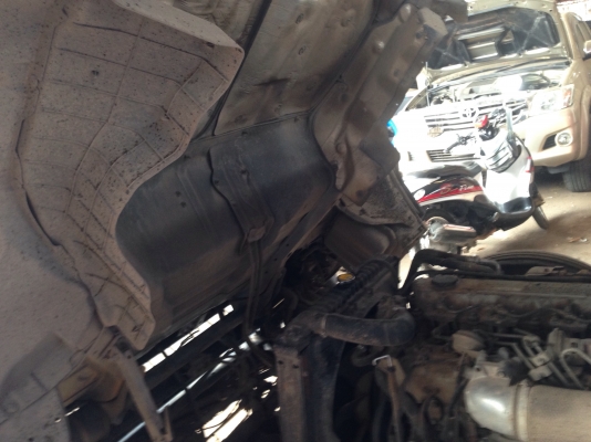 ขาย 6 ล้อ อีซูซุ NPR ปี 48 เครื่อง 130 แรงเทอร์โบ กระบะยาว 5 เมตร