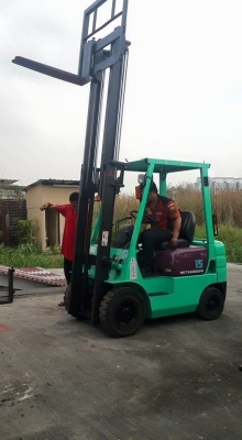 ขาย  FORKLIFT MITSUBISHI  นำเข้าจากญี่ปุ่น  รถสวย  ราคากันเอง