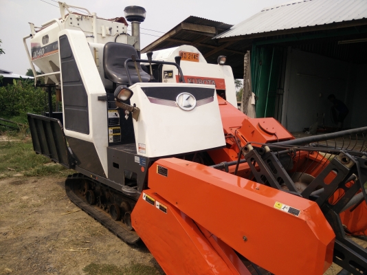 รถเกี่ยวสวยๆมาอีกแล้วKubota Dc60plusพร้อมพ่วงลาก...ราคา329000 บาท+เล่มทะเบียน