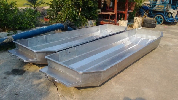 ขายเรือสแตนเลสบรรทุกของใหม่