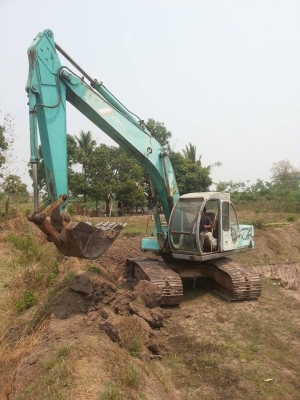 ขายรถรถแบคโฮ KOBELCO SK200 พร้อมใช้งาน