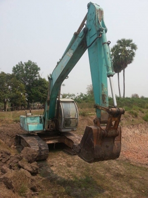 ขายรถรถแบคโฮ KOBELCO SK200 พร้อมใช้งาน