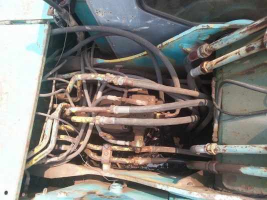 ขายรถรถแบคโฮ KOBELCO SK200 พร้อมใช้งาน