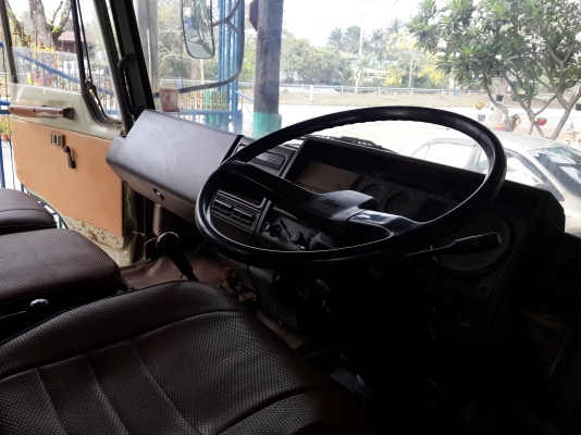 ขายรถ 10 ล้อ HINO SUMO 227 หัว-ครัซซี รถ 2 เพลา เครื่อง EM100 = 220 แรงม้า (รถอยู่สุพรรณบุรี) ขายรถ 10 ล้อ HINO SUMO 227 หัว-ครัซซี รถ 2 เพลา เครื่อง EM100 = 220 แรงม้า (รถอยู่สุพรรณบุรี)