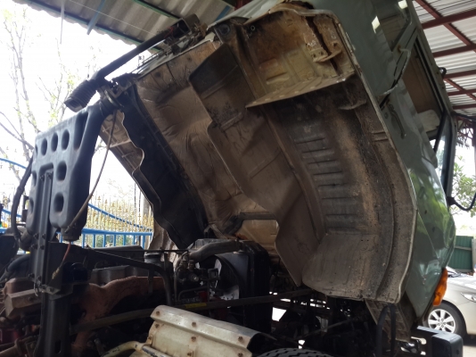 ขายรถ 10 ล้อ HINO SUMO 227 หัว-ครัซซี รถ 2 เพลา เครื่อง EM100 = 220 แรงม้า (รถอยู่สุพรรณบุรี) ขายรถ 10 ล้อ HINO SUMO 227 หัว-ครัซซี รถ 2 เพลา เครื่อง EM100 = 220 แรงม้า (รถอยู่สุพรรณบุรี)