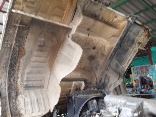 ขายรถ 10 ล้อ HINO SUMO 227 หัว-ครัซซี รถ 2 เพลา เครื่อง EM100 = 220 แรงม้า (รถอยู่สุพรรณบุรี) ขายรถ 10 ล้อ HINO SUMO 227 หัว-ครัซซี รถ 2 เพลา เครื่อง EM100 = 220 แรงม้า (รถอยู่สุพรรณบุรี)