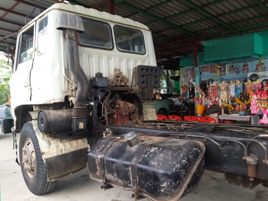 ขายรถ 10 ล้อ HINO SUMO 227 หัว-ครัซซี รถ 2 เพลา เครื่อง EM100 = 220 แรงม้า (รถอยู่สุพรรณบุรี) ขายรถ 10 ล้อ HINO SUMO 227 หัว-ครัซซี รถ 2 เพลา เครื่อง EM100 = 220 แรงม้า (รถอยู่สุพรรณบุรี)