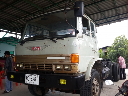 ขายรถ 10 ล้อ HINO SUMO 227 หัว-ครัซซี รถ 2 เพลา เครื่อง EM100 = 220 แรงม้า (รถอยู่สุพรรณบุรี)