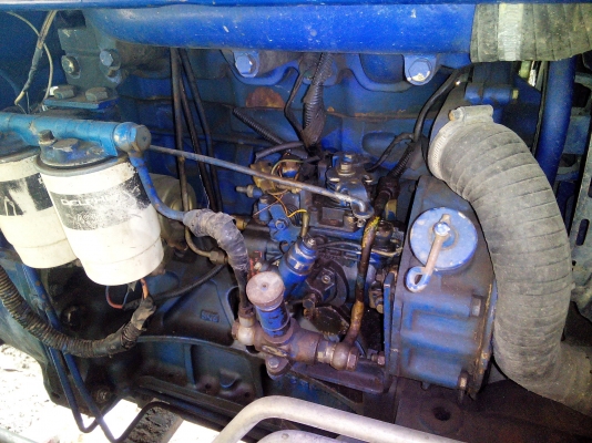 รถไถ2เพลา4WD เครื่อง3สูป60แรง  แรงได้ใจ