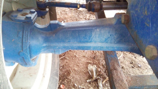 รถไถ2เพลา4WD เครื่อง3สูป60แรง  แรงได้ใจ