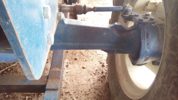 รถไถ2เพลา4WD เครื่อง3สูป60แรง  แรงได้ใจ