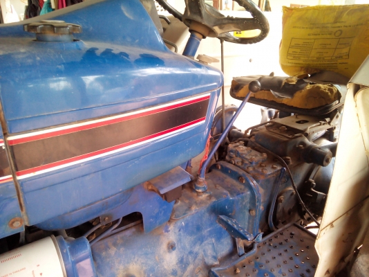 รถไถ2เพลา4WD เครื่อง3สูป60แรง  แรงได้ใจ