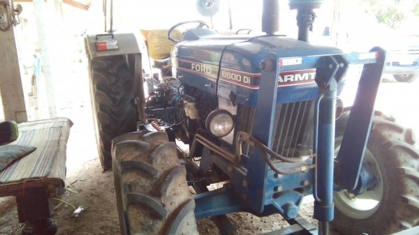 รถไถ2เพลา4WD เครื่อง3สูป60แรง  แรงได้ใจ