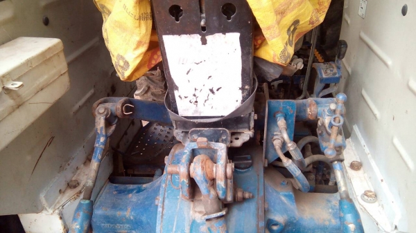 รถไถ2เพลา4WD เครื่อง3สูป60แรง  แรงได้ใจ