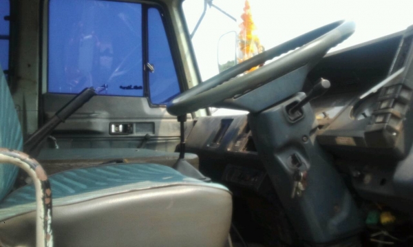 ขายด่วนรถสิบล้อร็อกนางฟ้าแท้195แรงปี39ดั้มเกษตรรถสวยเดม