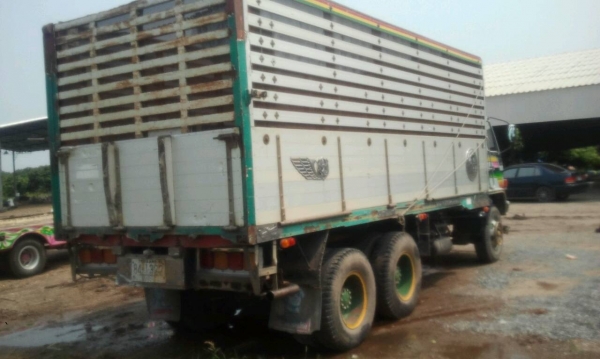 ขายด่วนรถสิบล้อร็อกนางฟ้าแท้195แรงปี39ดั้มเกษตรรถสวยเดม