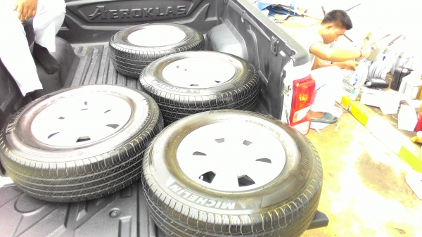 ขายแม็กพร้อมยางไททันสวยสุดๆ5500