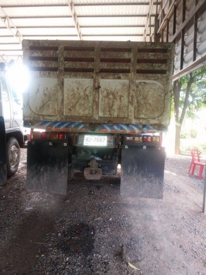 รถบรรทุกสิบล้อ