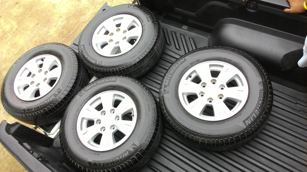 แม็กไททันพลัสขอบ16พร้อทยาง5500 แม็กไททันพลัสขอบ16พร้อทยาง5500