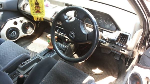 **ขายแล้วครับขอบคุณ Truck2hand ขายรถเก๋ง HONDA ACCORD 2.0 โฉมไฟท้ายแบน ปี31(แอคคอร์ด88) วางเครื่อง B20A-2000cc. หัวฉีด เกียร์AUTO ไม่แก้ส (ลงเล่ม) เครื่องดี เกียร์ดี คานหน้าเดิม ช่วงล่างดี ภายในคอนโซลดี พ.พาวเวอร์ แอร์ ก.ไฟฟ้า รถเคยติดเครื่อ