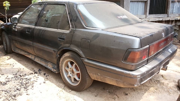 **ขายแล้วครับขอบคุณ Truck2hand ขายรถเก๋ง HONDA ACCORD 2.0 โฉมไฟท้ายแบน ปี31(แอคคอร์ด88) วางเครื่อง B20A-2000cc. หัวฉีด เกียร์AUTO ไม่แก้ส (ลงเล่ม) เครื่องดี เกียร์ดี คานหน้าเดิม ช่วงล่างดี ภายในคอนโซลดี พ.พาวเวอร์ แอร์ ก.ไฟฟ้า รถเคยติดเครื่อ