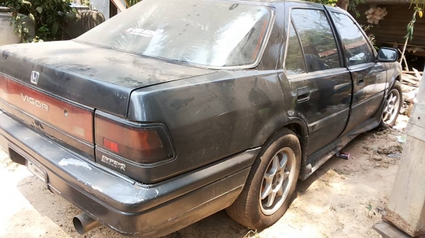 **ขายแล้วครับขอบคุณ Truck2hand ขายรถเก๋ง HONDA ACCORD 2.0 โฉมไฟท้ายแบน ปี31(แอคคอร์ด88) วางเครื่อง B20A-2000cc. หัวฉีด เกียร์AUTO ไม่แก้ส (ลงเล่ม) เครื่องดี เกียร์ดี คานหน้าเดิม ช่วงล่างดี ภายในคอนโซลดี พ.พาวเวอร์ แอร์ ก.ไฟฟ้า รถเคยติดเครื่อ