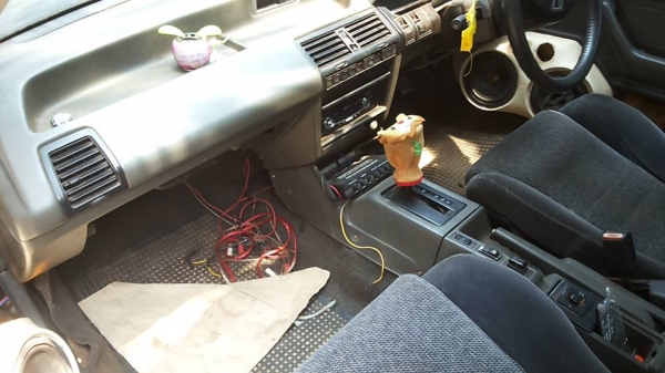 **ขายแล้วครับขอบคุณ Truck2hand ขายรถเก๋ง HONDA ACCORD 2.0 โฉมไฟท้ายแบน ปี31(แอคคอร์ด88) วางเครื่อง B20A-2000cc. หัวฉีด เกียร์AUTO ไม่แก้ส (ลงเล่ม) เครื่องดี เกียร์ดี คานหน้าเดิม ช่วงล่างดี ภายในคอนโซลดี พ.พาวเวอร์ แอร์ ก.ไฟฟ้า รถเคยติดเครื่อ