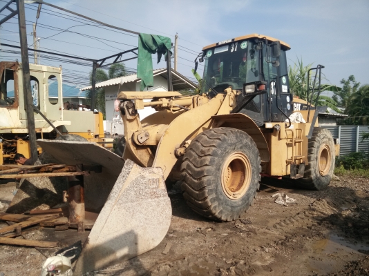 ขายรถตัก  Cat 950G  พร้อมใช้งาน  สภาพเยี่ยม  สนใจติดต่อ คุณวัลลพ  081-7555888