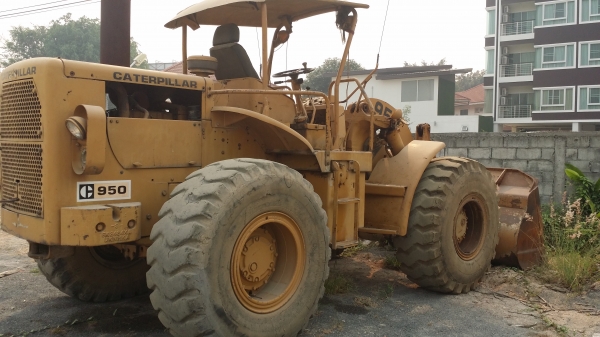 ขายด่วน รถตักCAT 950 ดรัมเบรค ขายด่วน รถตักCAT 950 ดรัมเบรค