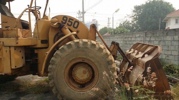 ขายด่วน รถตักCAT 950 ดรัมเบรค ขายด่วน รถตักCAT 950 ดรัมเบรค