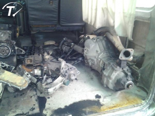 รถtoyotaตาหวานLH60v เกียร์ธรรมดา