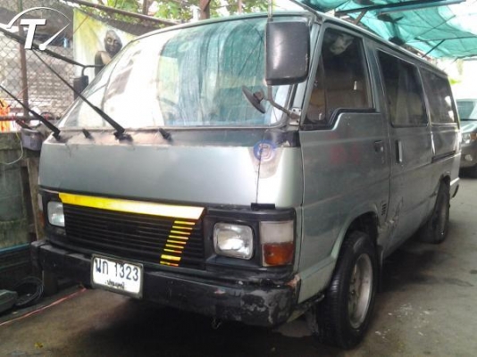 รถtoyotaตาหวานLH60v เกียร์ธรรมดา