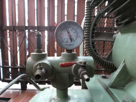 ปั้มลม FUNO 120L ใช้งานได้ปกติ สภาพใหม่ มอเตอร์ 1แรง 11500 ปั้มลม FUNO 120L ใช้งานได้ปกติ สภาพใหม่ มอเตอร์ 1แรง 11500