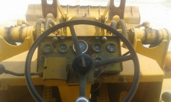 ***ขายแล้วครับขอบคุณ Truck2hand  ขาย KOBELCO LK600 รถตักล้อยาง เอวอ่อน (ขนาดเทียบเท่า KOMATSU-530)เครื่องเดิม ปั้มเดิม เอวอ่อน ขยายปาก ต่อแขนแล้ว เครื่องNISSAN PD6-150HP 6สูบ เครื่องดี แน่นดี แรง เกียร์ดี ไม่หอน แขนสวยไม่แตกไม่ร้าว บุ้งกี๋ 2.0คิว