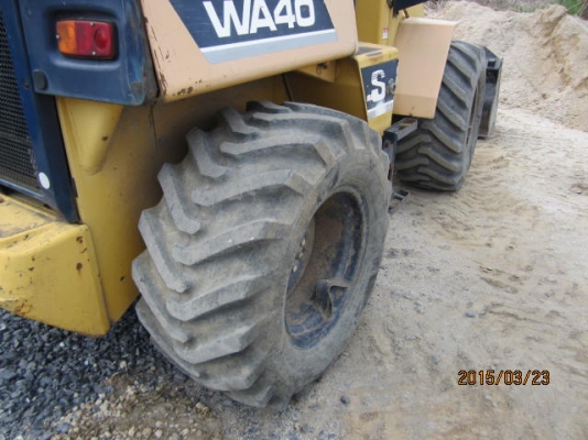 รถตัก WA40-2 #4*** 1742Hr  ปี1990 Tel : 098-858-5524 สามภพ ครับ