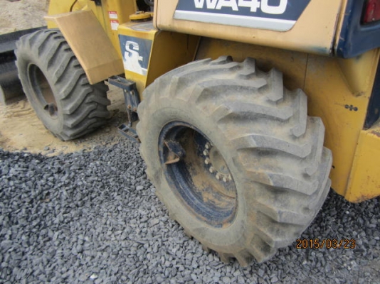 รถตัก WA40-2 #4*** 1742Hr  ปี1990 Tel : 098-858-5524 สามภพ ครับ