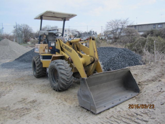 รถตัก WA40-2 #4*** 1742Hr  ปี1990 Tel : 098-858-5524 สามภพ ครับ