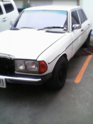 ขายด่วนเบนซ์w123