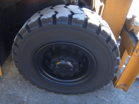 ขายรถโฟล์คลิฟท์มือสอง KOMATSU รุ่น FG20-7 ราคา 125,000 บาท นำเข้าจากประเทศญี่ปุ่น 100\% ไม่เคยใช้งานในประเทศไทย