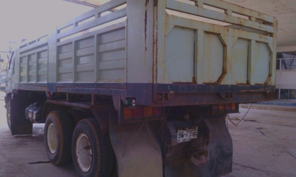 ขายด่วน  รถสิบล้อสองเพลาดั้มพ์  HINO  FM  3M  240  พร้อมใช้งาน เอกสารพร้อม