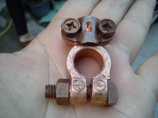 ขั้วแบตเตอรี่ทองแดง ขั้วลบ