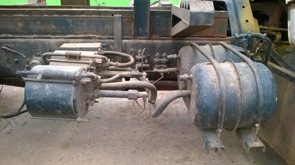 ขาย 10 ล้อดั้ม เพลาเดียว KT920 เปลี่ยนช่วงล่างใหญ่แล้ว เครื่อง HO7C 180 แรงม้า เกียร์ HO คัสซีสวยตลอดเส้น พวงมาลัยพาวเวอร์ ทะเบียนเต็มพร้อมโอน