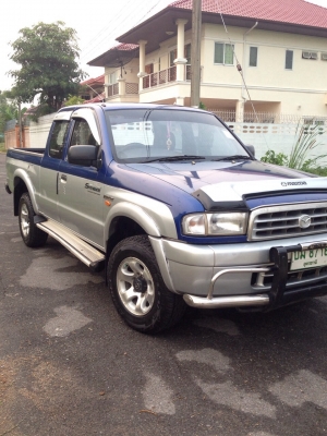 Mazda. โฟวิน 4x4. สภาพพร้อมใช้