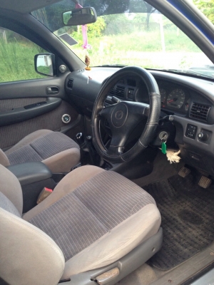 Mazda. โฟวิน 4x4. สภาพพร้อมใช้ Mazda. โฟวิน 4x4. สภาพพร้อมใช้