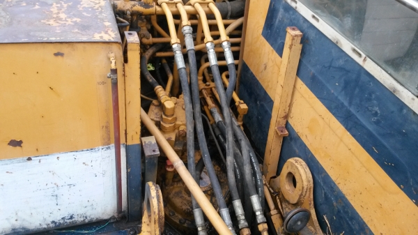 ขายแมคโครPC60-3 พร้อมใช้งานโซ่เต็มเพิ่งเปลี่ยน มาลองขับดูครับ ขาย 239000 บาท